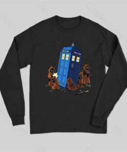 The TARDIS in Humorous Fan Art Long Sleeve T-Shirt
