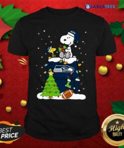 Awesome Snoopy Merry Christmas NFL Seahawks Unisex Shirt