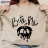 Bite Me – Poison Apple Classic T-Shirt Unisex Sweatshirt Hoodie