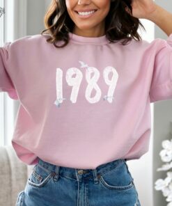 1989 Sweatshirt 1989 Crewneck 1989 Shirt Taylor Swift Vault Shirt Taylor Swift 1989 Vault Shirt Taylor Swift Blue Sweatshirt Taylor Swift Merch 1989 Taylor Swift Sweatshirt New