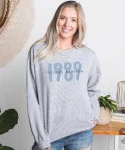 1989 Taylors Version Sweatshirt 1989 Crewneck 1989 Taylor Swift Album Cover Taylor Swift 1989 Hoodie Taylor Swift 1989 Cd With Polaroids Shirt 1989 New Album Cover New