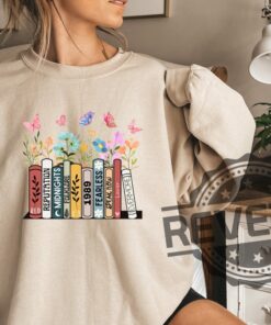 Albums as books Sweatshirt Trendy Aesthetic for book lovers Crewneck Sweater Unique