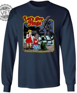 Alien Lets Give Hugs Vintage T Shirt Unique Alien Lets Give Hugs Shirt Alien Lets Give Hugs T Shirt