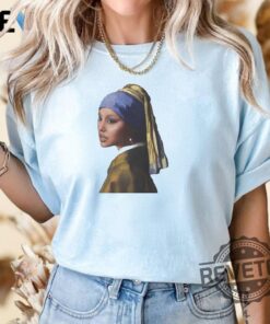 Ariana Grande As The Girl With A Pearl Earring Renaissance Pop Art T Shirt