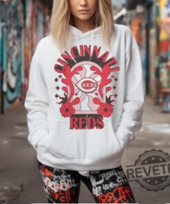 Cincinnati Reds New Era White Ringer T Shirt Cincinnati Reds New Era White Ringer Tee Shirt Cincinnati Reds New Era White Ringer Hoodie