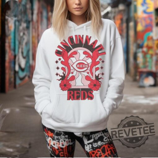 Cincinnati Reds New Era White Ringer T Shirt Cincinnati Reds New Era White Ringer Tee Shirt Cincinnati Reds New Era White Ringer Hoodie