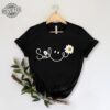 Daisy Smile Face Shirt Daisy Flower Smile Shirt Summer Women Gift Tee Daisy Womens Shirt Floral Gift For Women Mom Trendy Flower Shirt Unique