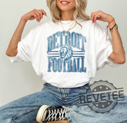 Detroit Lions Football Shirt Hoodie Sweatshirt Tee Gift For Fan Mens Womens Vintage Detroit Shirts Football Season Sweater Pullover Hoodies Unique