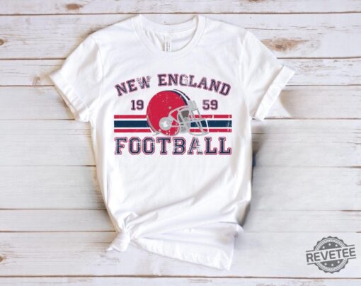 Distressed New England Football Shirt Patriots Football Crewneck Retro Patriots Shirt