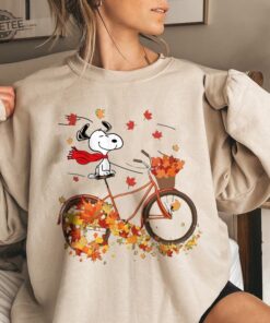 Fall Snoopy Sweatshirt Halloween Unisex Sweatshirt Snoopy Autumn Leaves Pumpkin Sweatshirt Dog Pumpkins Shirt Snoopy Thankgiving Shirt Unique