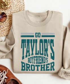 Go Taylors Boyfriends Brother Shirt Retro Football Sweater Womens Eagles T Shirt Jason Kelce Shirt Off Jason Kelce No Shirt Jason Kelce Shirt Unique