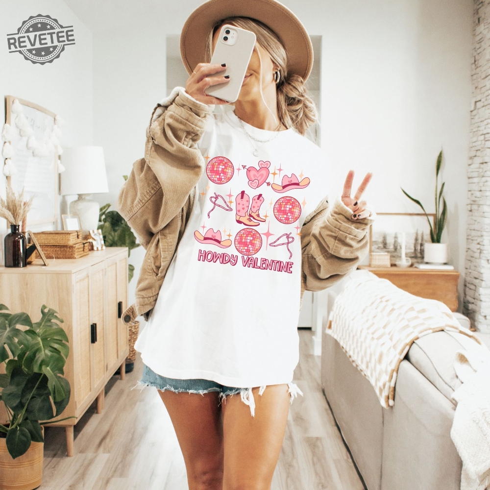 Howdy Valentine Comfort Colors Western Graphic Tee Retro Valentines Day Shirt Cowgirl Valentines Shirt Western Valentines Shirt Howdy Valentine Comfort Colors Western Graphic Tee Retro Valentines Day Shirt Cowgirl Valentines Shirt Western Valentines Shirt