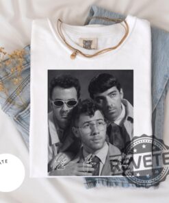 Jonas Brothers Signed Portrait T Shirt Hoodie