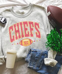 Kc Chiefs Retro Crewneck Kc Chiefs Apparel Chiefs Shirt Chiefs Sweatshirt Kansas City Afc West Kansas City Sweatshirt