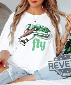 Philadelphia Eagles Saquon Barkley Fly T Shirt Hoodie Sweatshirt Tee Gift For Fan Mens Womens Crewneck Pullover Hoodies Unique