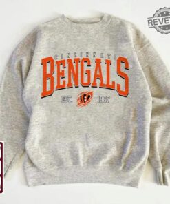 Retro Cincinnati Bengals Sweatshirt Vintage Cincinnati Football Crewneck Football Sweatshirt Cincinnati Bengals Shirt Bengals Crewneck Sweatshirt Unique