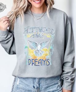 Retro Fleetwood Mac Shirt Stevie Nicks Sweatshirt Vintage Rock Band Clothing Fleetwood Mac Sweatshirt Vintage Crewneck Sweatshirt Unique