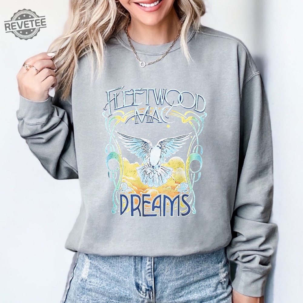 Retro Fleetwood Mac Shirt Stevie Nicks Sweatshirt Vintage Rock Band Clothing Fleetwood Mac Sweatshirt Vintage Crewneck Sweatshirt Unique Retro Fleetwood Mac Shirt Stevie Nicks Sweatshirt Vintage Rock Band Clothing Fleetwood Mac Sweatshirt Vintage Crewneck Sweatshirt Unique