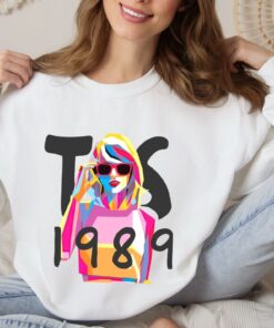Swiftie 1989 Sweatshirt Taylor Version 1989 Sweatshirt Eras Tour Concert Hoodie Ts Youth Birthday Gift Taylor Swiftie Sweatshirt Unique