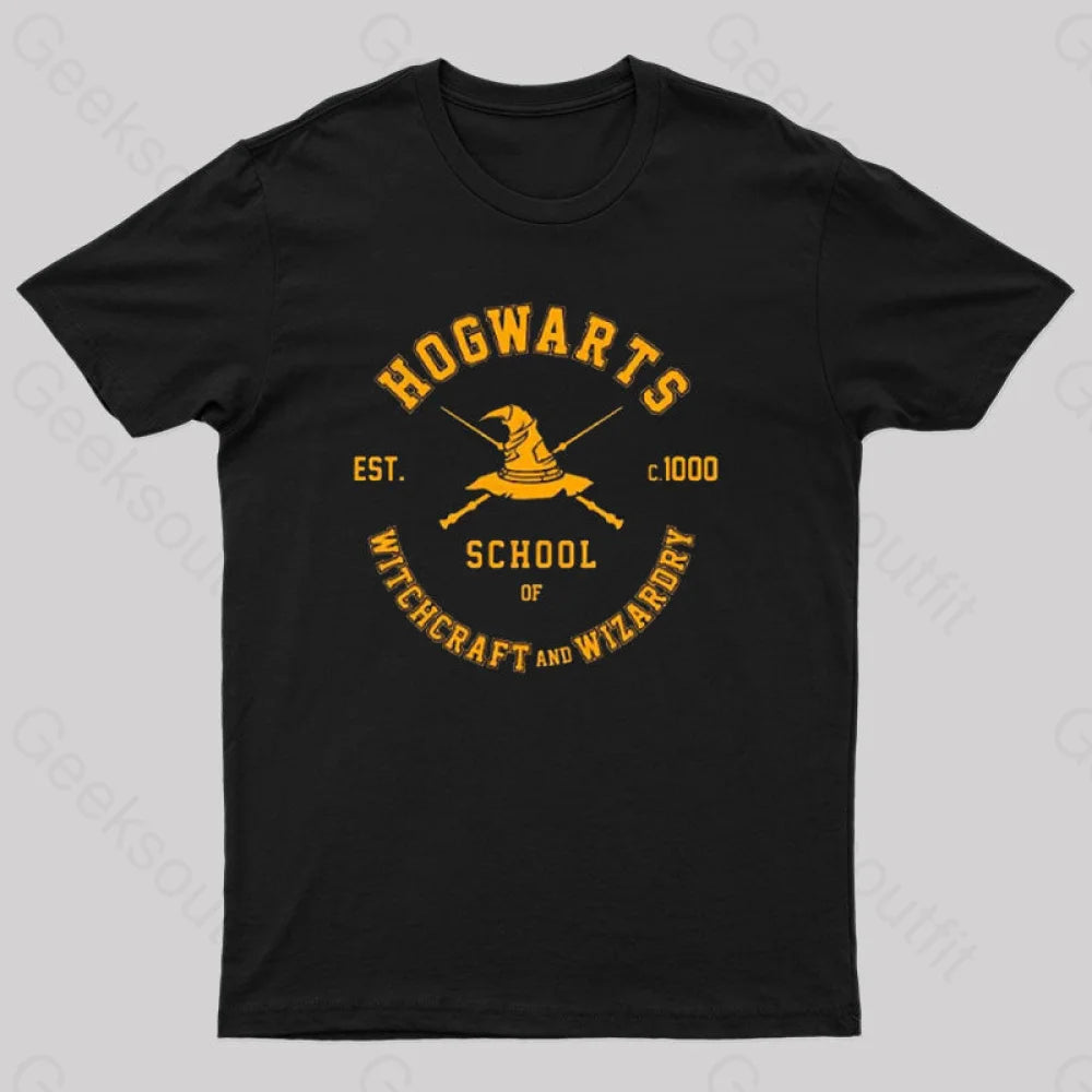 Hogwarts - School of Witchcraft and Wizardry T-Shirt Hogwarts - School of Witchcraft and Wizardry T-Shirt