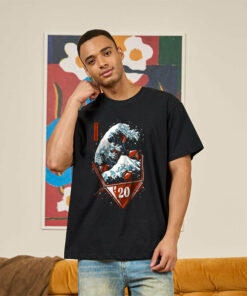 The Great Wave Of Dices T-Shirt