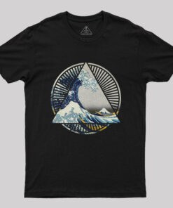 Vintage Hokusai Mount Fuji Great Tsunami Wave Nerd T-Shirt